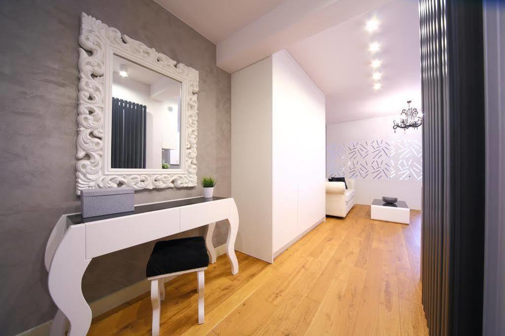 Old Town Friendhouse Apartments Красков Екстериор снимка