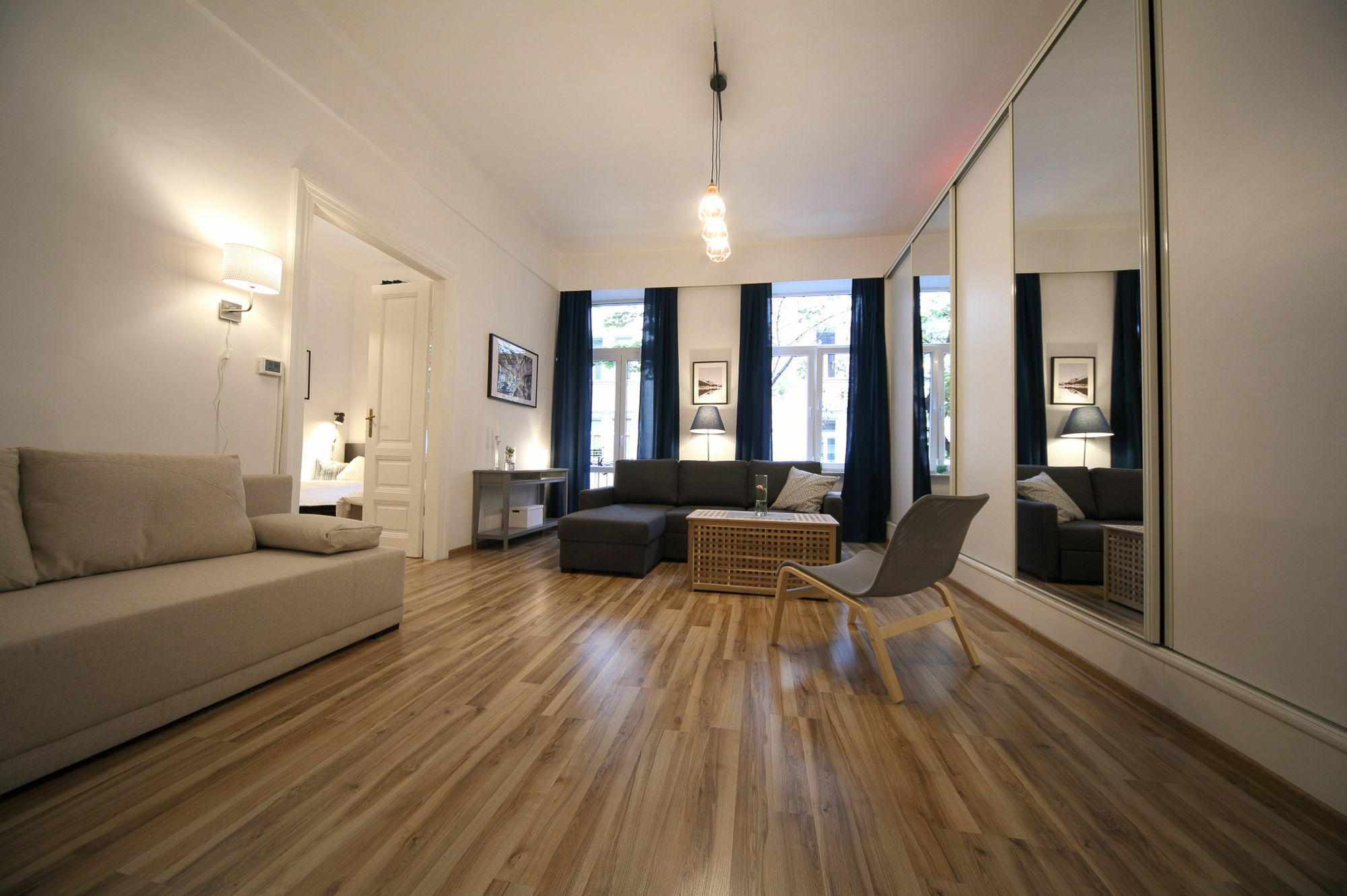 Old Town Friendhouse Apartments Красков Екстериор снимка